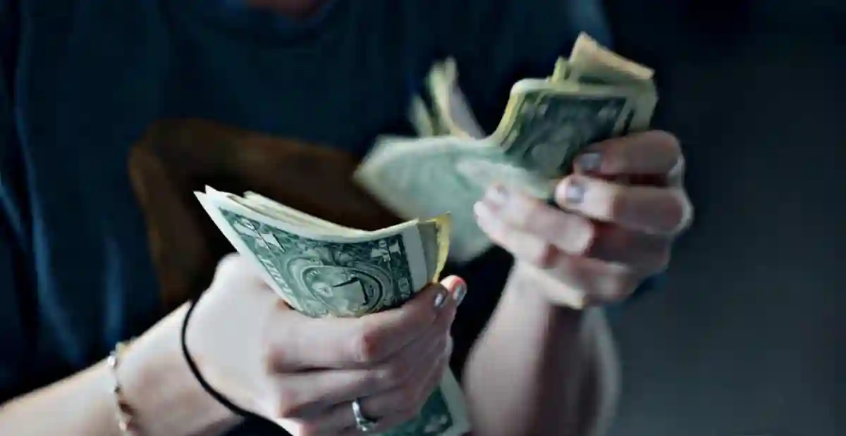 How to get money from a woman